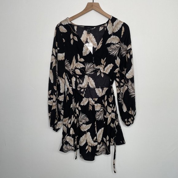 NWT Forever 21 Tropical Beach Shorts Romper Size Large Vacation - Picture 2 of 9